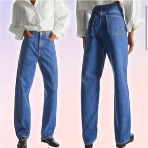 COS High Rise Tapered Leg Jean Sz 24 Blue